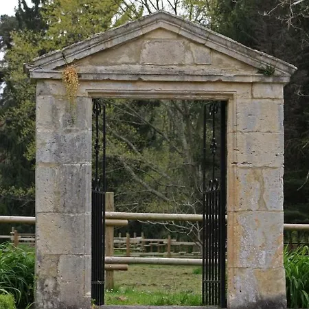 Chateau De Vidaussan 4*