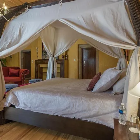 Chateau De Vidaussan B&B 4*