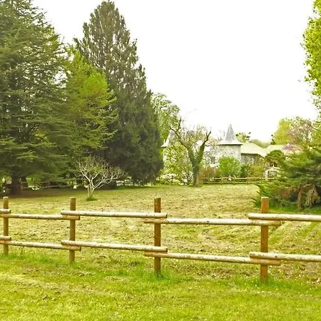 ベッド・アンド・ブレックファスト Chateau De Vidaussan Labroquère