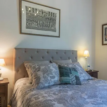 Bed and breakfast Chateau De Vidaussan