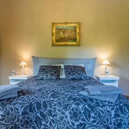 Bed and breakfast Chateau De Vidaussan 4*