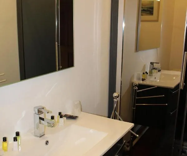 Chateau De Vidaussan ベッド・アンド・ブレックファスト Labroquère