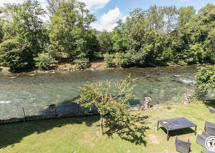 ベッド・アンド・ブレックファスト Chateau De Vidaussan 4*